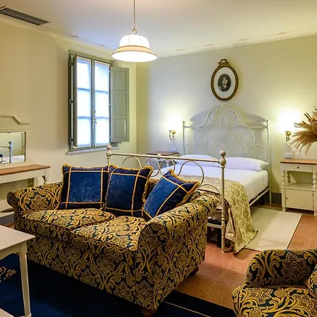 Foresteria Villa Puccini Casa per Ferie-Holiday Home-2